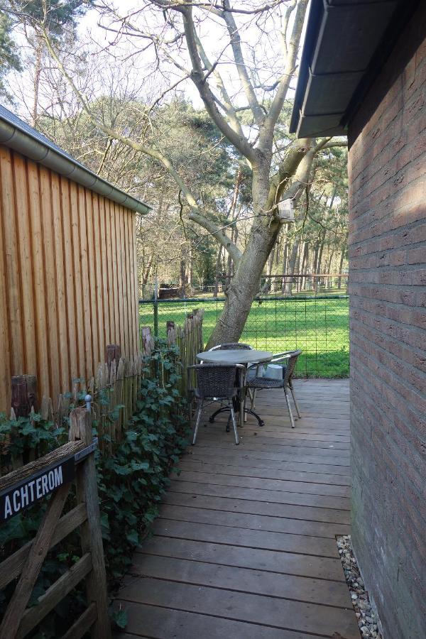B&B Achterom Loon op Zand エクステリア 写真